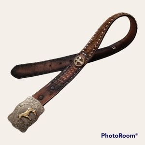 Leather toddler belt with horse buckle.